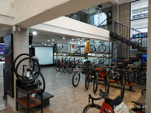 DKCA Bicycle Store
