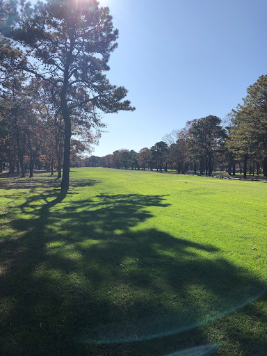 Golf Course «Pine Hills Golf Course», reviews and photos, 2 Country Club Dr, Manorville, NY 11949, USA