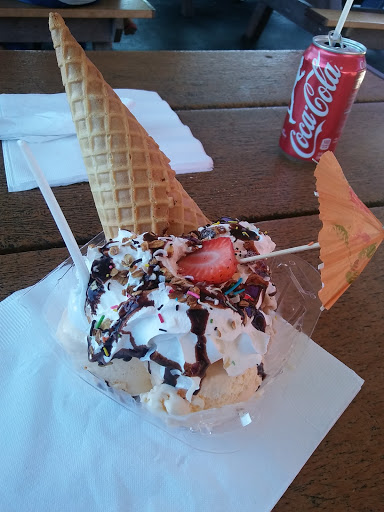 Shopping Mall «Los Amigos Mall», reviews and photos, 307 E Jefferson Blvd, Los Angeles, CA 90011, USA