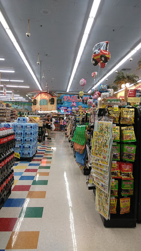 Supermarket «Vallarta Supermarkets», reviews and photos, 757 S Workman St, San Fernando, CA 91340, USA
