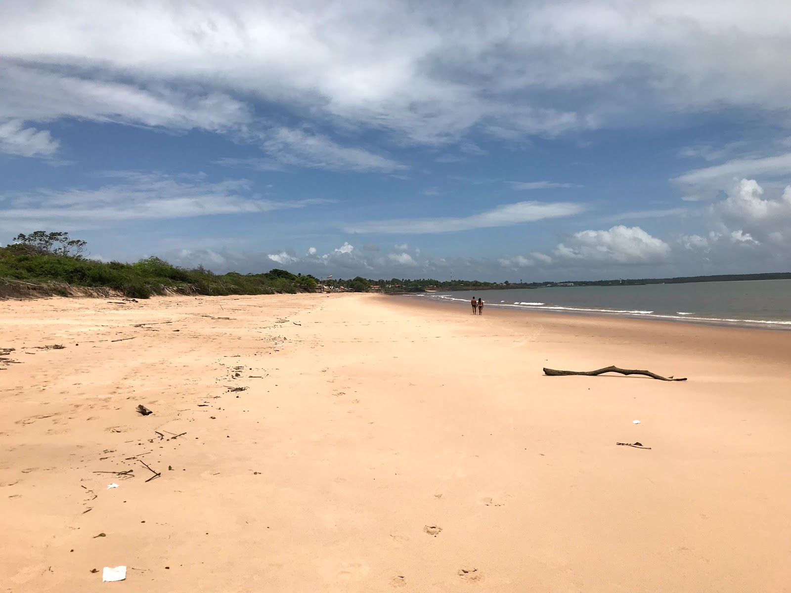 Foto de Playa de Salvaterra con agua turquesa superficie