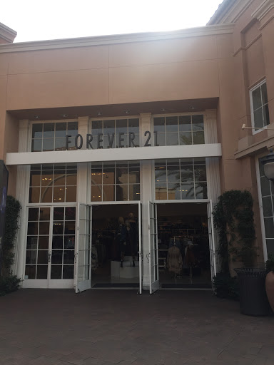Clothing Store «Forever 21», reviews and photos, 757 Spectrum Center Dr, Irvine, CA 92618, USA