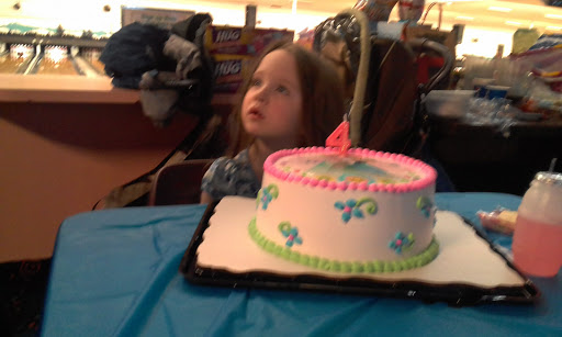 Bowling Alley «Town & Country Lanes», reviews and photos, 3500 River Rd N, Keizer, OR 97303, USA