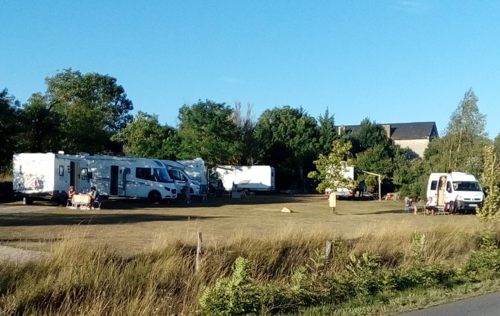 Aire camping car BELLAS à Sévérac-d'Aveyron (Aveyron 12)