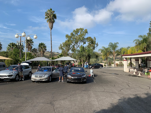 Car Wash «Diamond Bar Hand Car Wash», reviews and photos, 2845 S Diamond Bar Blvd, Diamond Bar, CA 91765, USA