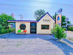 ร้านชาชีส
