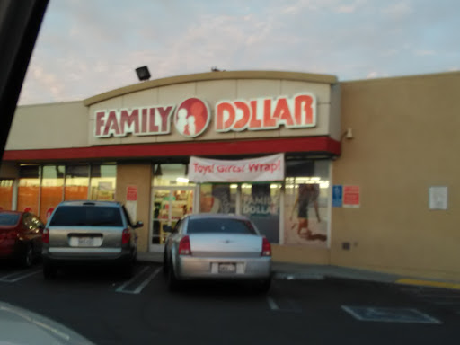 Dollar Store «Family Dollar», reviews and photos, 1342 N Avalon Blvd, Wilmington, CA 90744, USA