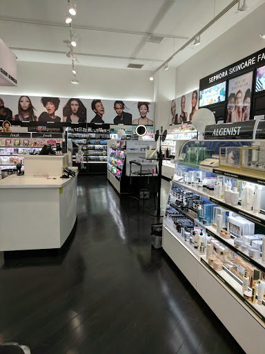 Cosmetics Store «SEPHORA», reviews and photos, 3200 N Sepulveda Blvd, Manhattan Beach, CA 90266, USA