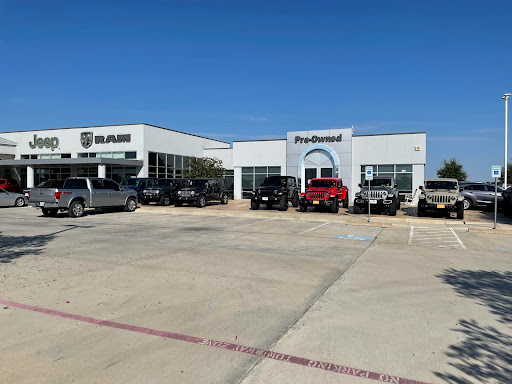 Car Dealer «Mike Brown Chrysler Dodge Jeep», reviews and photos, 4970 E Hwy 377, Granbury, TX 76049, USA