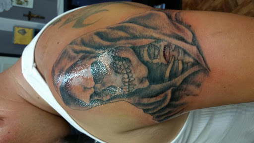 Tattoo Shop «San Bernardino Tattoo», reviews and photos, 1046 W Highland Ave, San Bernardino, CA 92405, USA