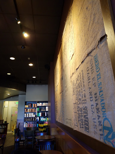 Coffee Shop «Starbucks», reviews and photos, 4055 Lake Rd, West Sacramento, CA 95691, USA