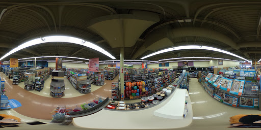 Pet Supply Store «Petco Animal Supplies», reviews and photos, 225 Maple Ave E, Vienna, VA 22180, USA