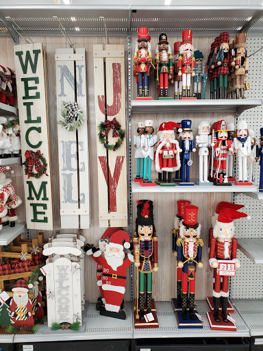 Craft Store «Michaels», reviews and photos, 201 Needham St, Newton, MA 02464, USA