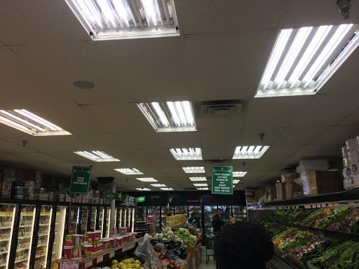 Indian Grocery Store «Patel Brothers», reviews and photos, 1850 S Hurstbourne Pkwy, Louisville, KY 40220, USA