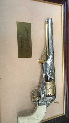 Pawn Shop «University Gun & Pawn Shop», reviews and photos, 2012 E Fletcher Ave, Tampa, FL 33612, USA