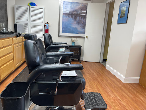 Barber Shop «Around the Corner Barber Shop», reviews and photos, 2938 Annandale Rd, Falls Church, VA 22042, USA