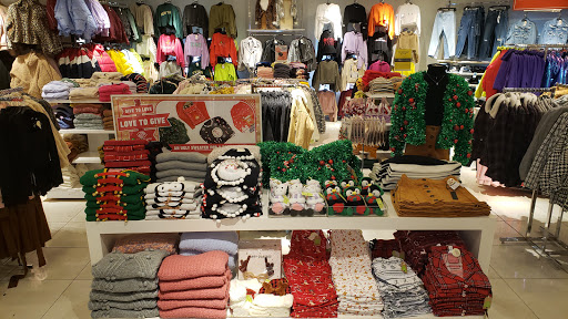 Clothing Store «Forever 21», reviews and photos, 13000 Folsom Blvd #607, Folsom, CA 95630, USA