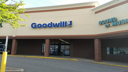 Non-Profit Organization «Goodwill Industries», reviews and photos, 1733 Pearl Rd #101, Brunswick, OH 44212, USA