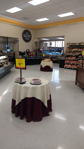 Supermarket «Food City», reviews and photos, 8530 Hixson Pike, Hixson, TN 37343, USA