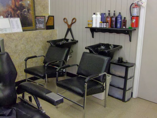 Barber Shop «Barber Shop at Grove Park», reviews and photos, 1560 Grove Park Blvd, Jacksonville, FL 32216, USA