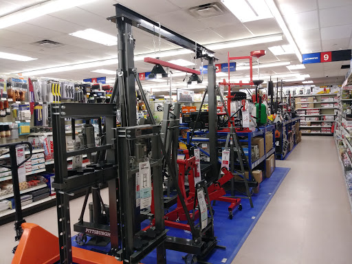 Hardware Store «Harbor Freight Tools», reviews and photos, 7089 S Orange Blossom Trail, Orlando, FL 32809, USA