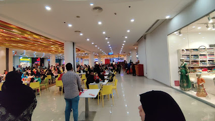 Lucky mall karachi food court