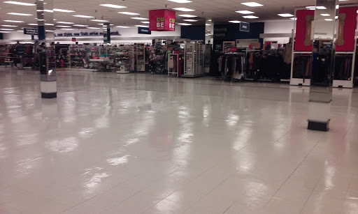 Shopping Mall «Miracle Mile Shopping Center», reviews and photos, 4100 William Penn Hwy, Monroeville, PA 15146, USA