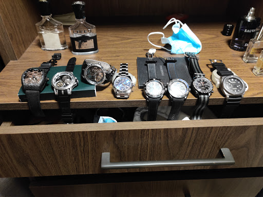 Tiendas para comprar relojes baratos Chicago