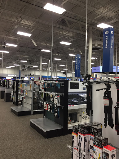 Electronics Store «Best Buy», reviews and photos, 2730 Prince William Pkwy, Woodbridge, VA 22192, USA
