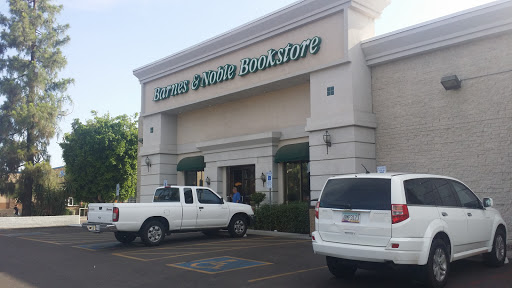 Book Store «Barnes & Noble», reviews and photos, 7685 W Bell Rd, Peoria, AZ 85382, USA