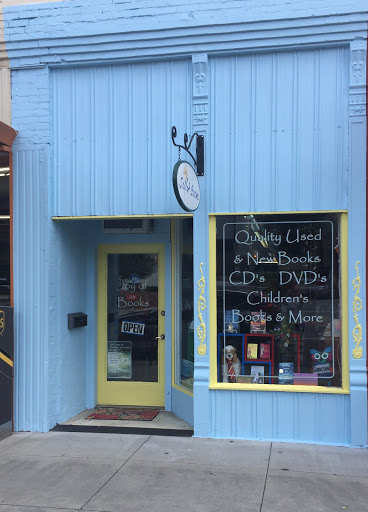 Used Book Store «Joy of Books», reviews and photos, 242 N Main St, Hendersonville, NC 28739, USA