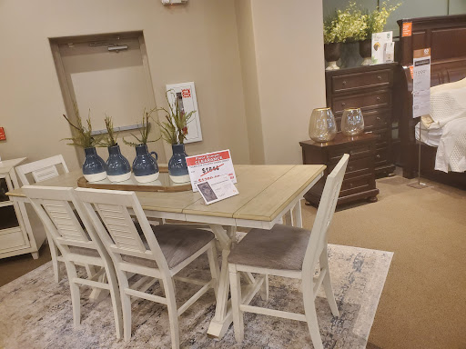 Furniture Store «Ashley HomeStore», reviews and photos, 1190 Capital Cir SE, Tallahassee, FL 32301, USA