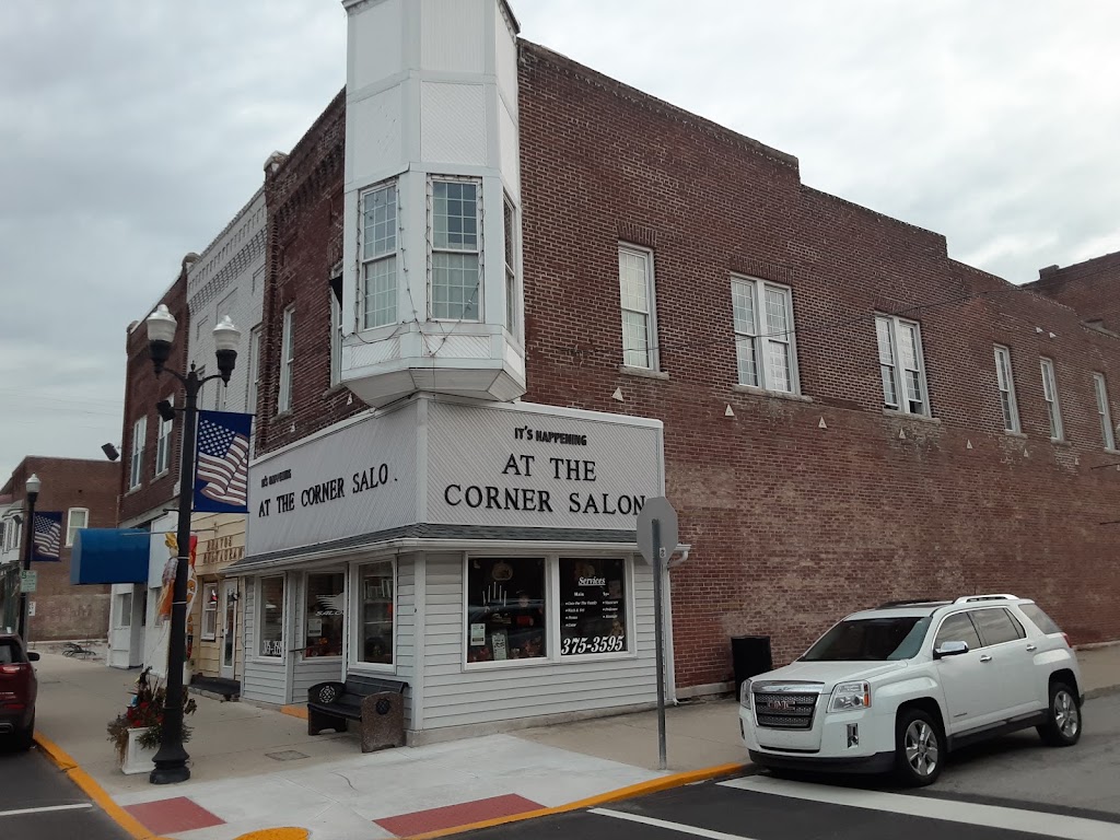 At Corner Salon 46792