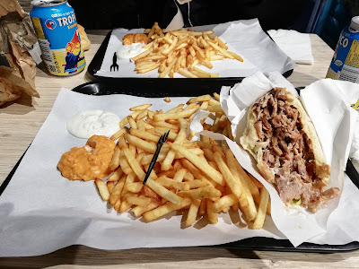 Eat Me - Restaurant Paris 12 - Kebab, Burger & Cheese Naan à Paris