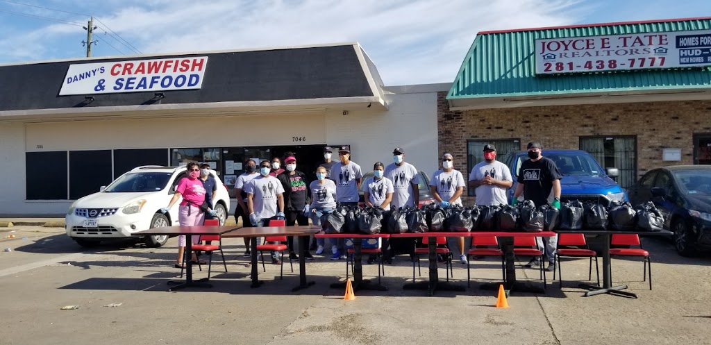 Danny's Crawfish & Seafood 77489