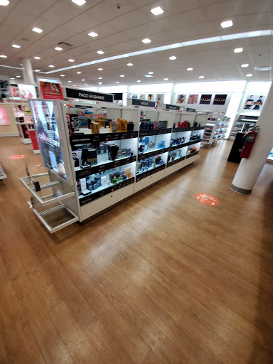 Beauty Salon «Ulta Beauty», reviews and photos, 4140 S Pulaski Rd, Chicago, IL 60632, USA