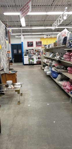 Grocery Store «P & R Discount Grocery», reviews and photos, 600 Scranton Carbondale Hwy, Eynon, PA 18403, USA