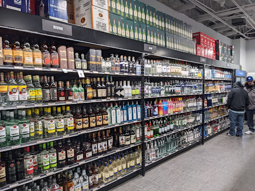 Liquor Store «Chicago Lake Liquors», reviews and photos, 825 E Lake St, Minneapolis, MN 55407, USA