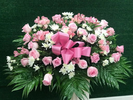 Florist «Roses are Red Flower Boutique», reviews and photos, 9303 S Halsted St, Chicago, IL 60620, USA