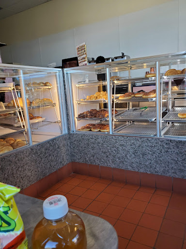 Donut Shop «Donut Bagel Cafe», reviews and photos, 750 Stony Point Rd, Santa Rosa, CA 95407, USA