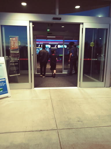 Bowling Alley «KingPins Family Entertainment Center», reviews and photos, 3550 SE 92nd Ave, Portland, OR 97266, USA