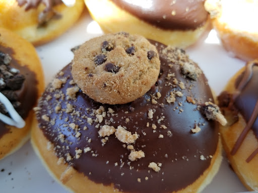 Bakery «Krispy Kreme Doughnuts», reviews and photos, 32450 Dyer St, Union City, CA 94587, USA