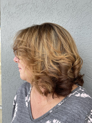 Beauty Salon «A Cut Above Hair Salon», reviews and photos, 5561 Portsmouth Blvd, Portsmouth, VA 23701, USA