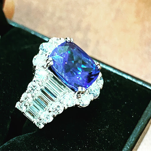 Pawn Shop «Avalon Pawn Shop & Jewelry», reviews and photos, 5526 Rosemead Blvd, Temple City, CA 91780, USA