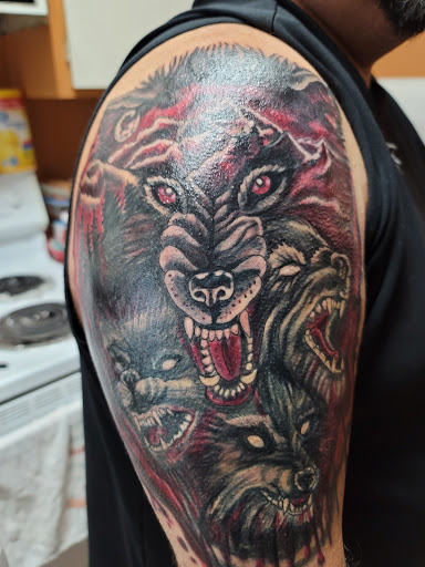 Tattoo Shop «Above The Clouds Tattoo», reviews and photos, 517 S Baldwin St, Woodland Park, CO 80863, USA