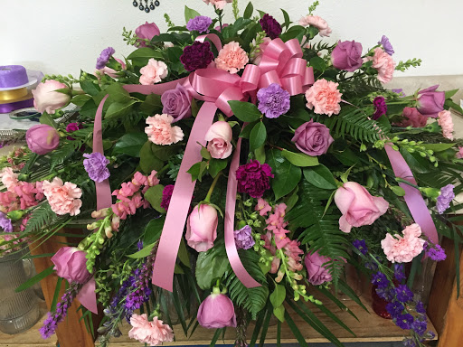 Florist «Rose Garden Florist - Modesto, CA», reviews and photos, 2100 Standiford Ave, Modesto, CA 95350, USA