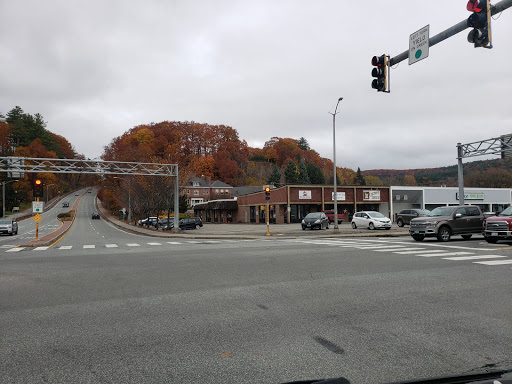 Corner Drug Co, 213 Maple St, White River Junction, VT 05001, USA, 