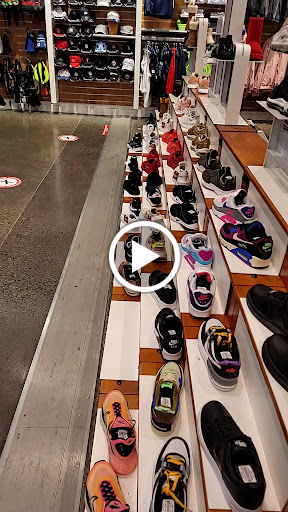 Sportswear Store «Champs Sports», reviews and photos, 627 Rosedale Shopping Center, Roseville, MN 55113, USA