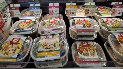 Supermarket «Giant Eagle Supermarket», reviews and photos, 1201 Mentor Ave, Painesville, OH 44077, USA