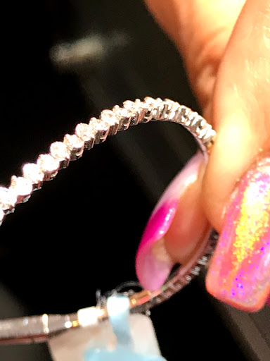 Jewelry Store «Unclaimed Diamonds», reviews and photos, 113 S 8th St, Philadelphia, PA 19106, USA